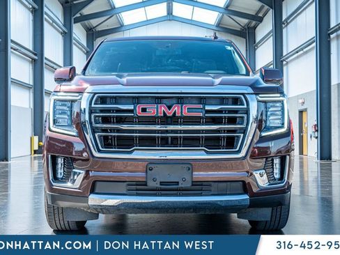 Used 2023 GMC Yukon XL SLT image 38