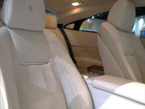 Used 2015 Rolls-Royce Wraith image 7