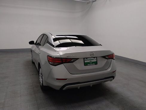 Used 2020 Nissan Sentra S FWD image 6