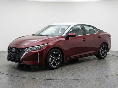 Used 2025 Nissan Sentra SV image 3