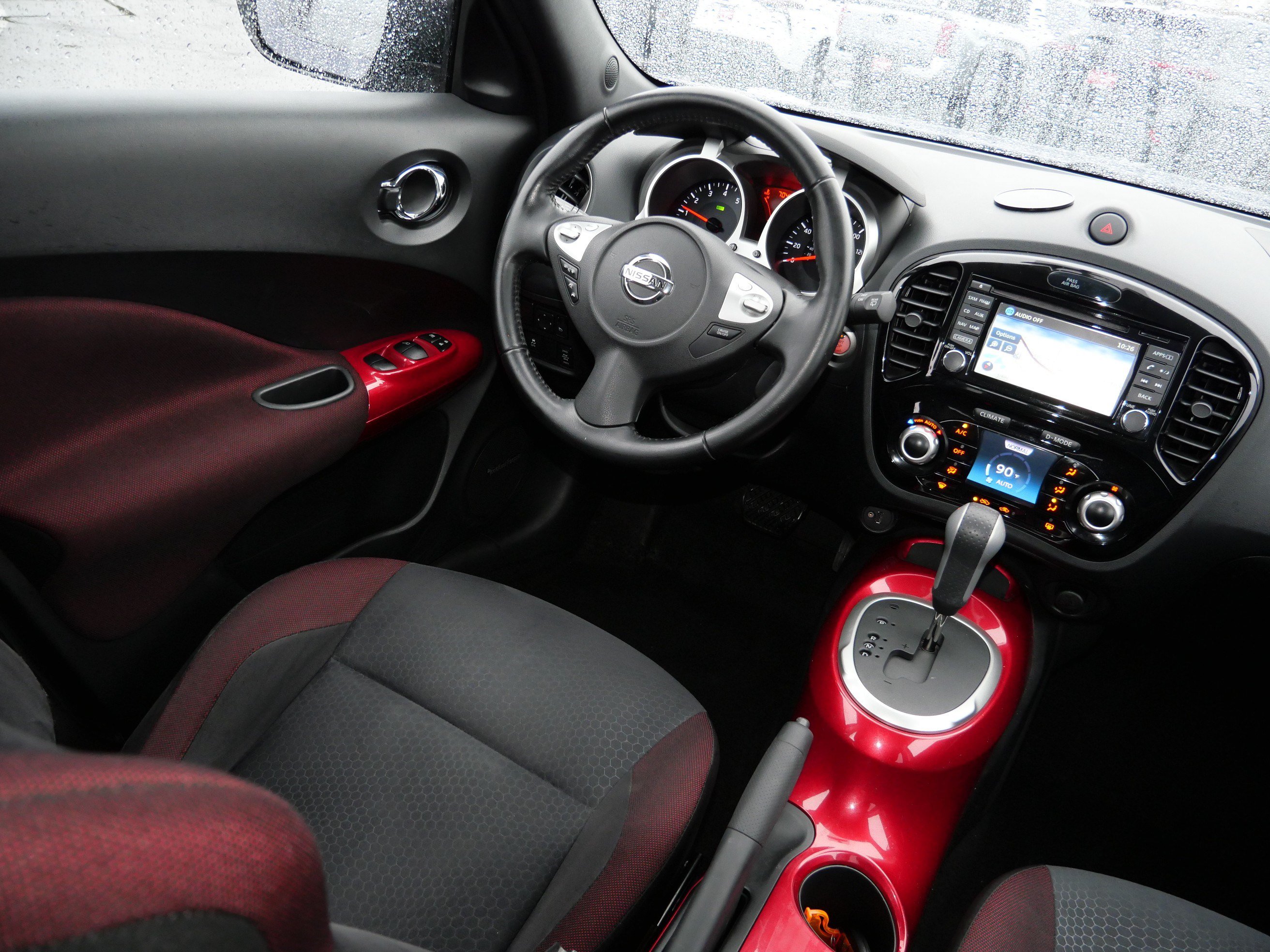 Used 2015 Nissan Juke SV w/ Technology Package AWD/4WD image 9