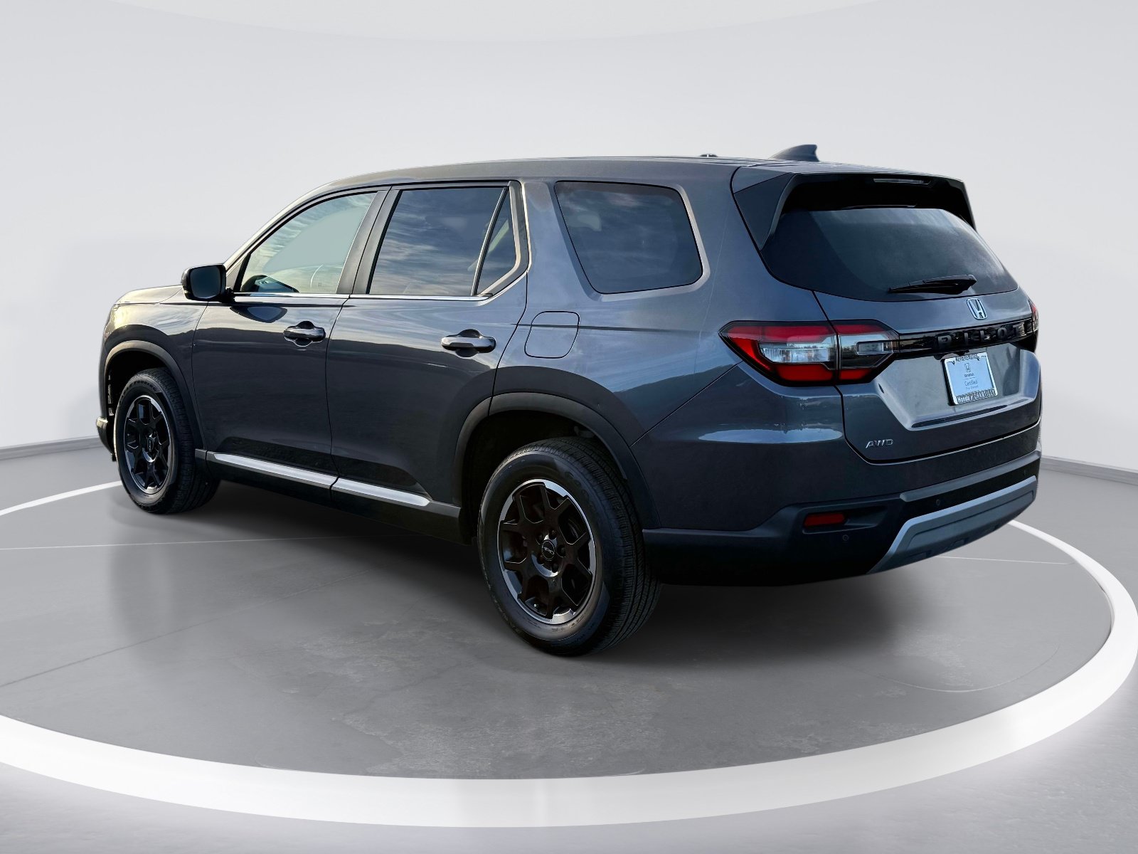 Certified 2025 Honda Pilot EX-L image 4