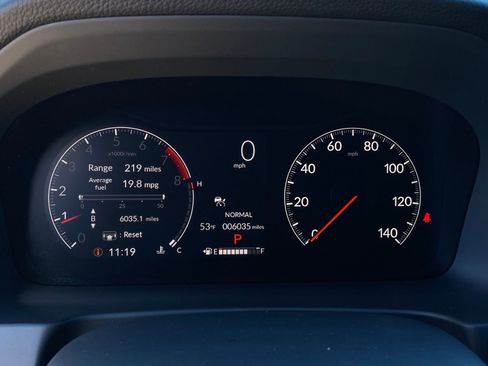 Used 2025 Honda Ridgeline Black Edition image 23