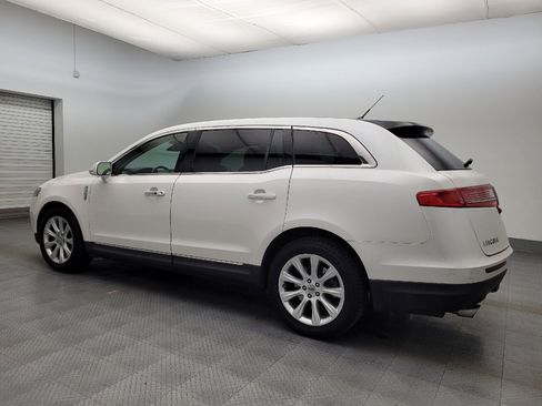 Used 2018 Lincoln MKT GTDI Reserve image 3