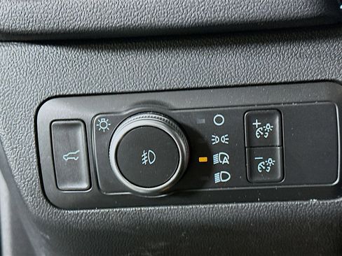 Used 2022 Ford Escape SEL image 16