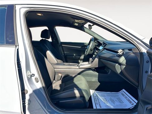 Used 2021 Honda Civic Sport image 15