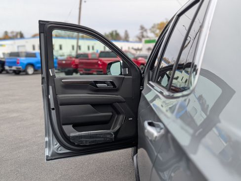 New 2026 Chevrolet Tahoe Premier w/ Sun And Tow Package image 23