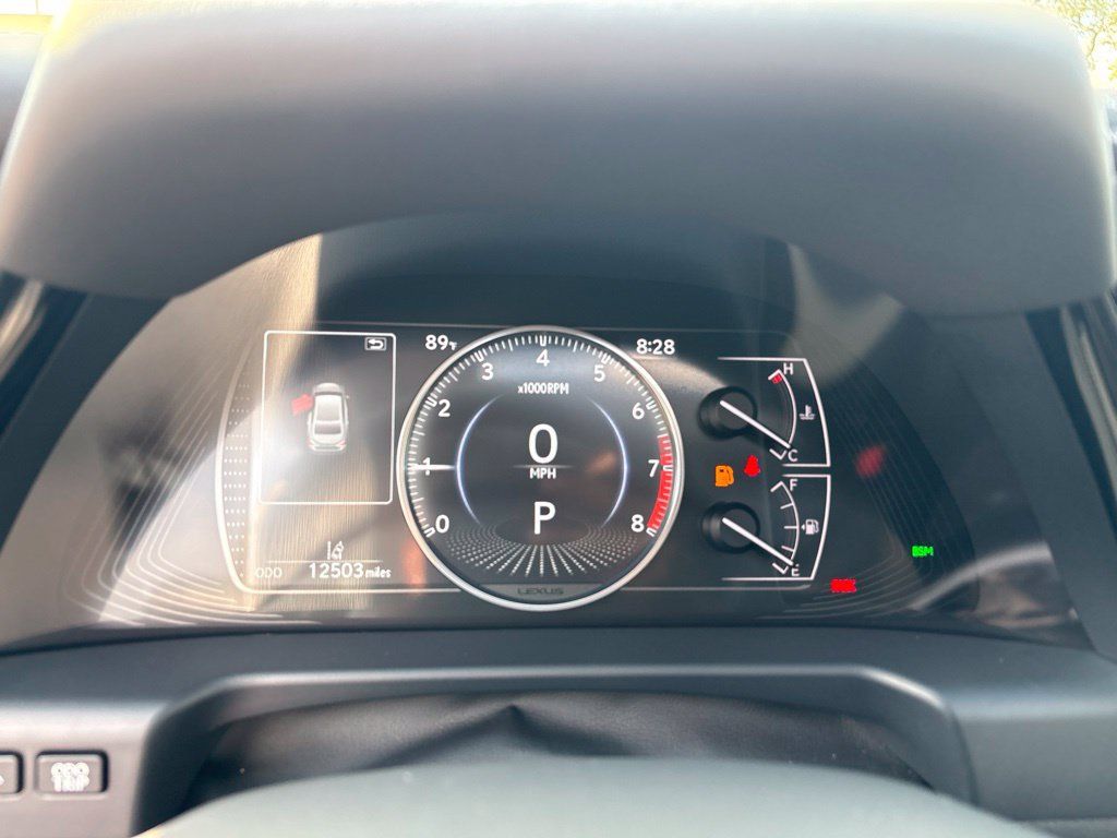 Used 2024 Lexus ES 350 w/ Technology Package FWD image 13