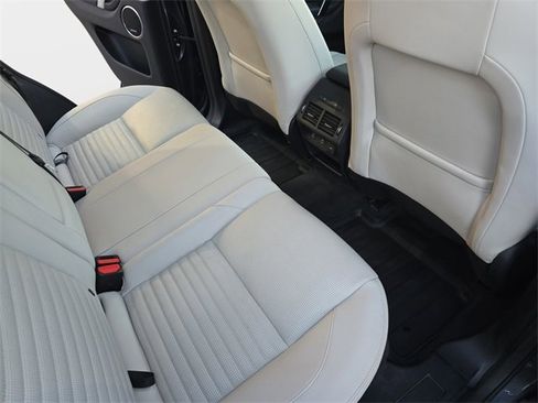 Used 2024 Land Rover Discovery Sport S image 11