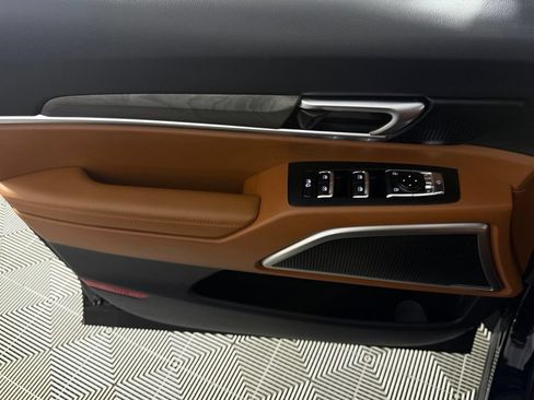 Used 2025 Kia Telluride EX X-Line AWD/4WD image 24