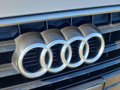 Used 2017 Audi Q3 2.0T Premium AWD/4WD image 4