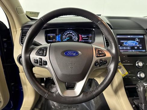 Used 2013 Ford Taurus SEL image 11