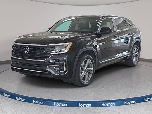 Used 2024 Volkswagen Atlas Cross Sport SEL R-Line AWD/4WD image 1