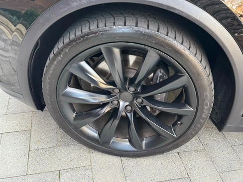 Used 2021 Tesla Model X Long Range image 60