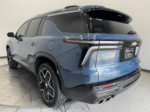 Used 2026 Chevrolet Traverse High Country w/ LPO, Floor Liner Package FWD image 9