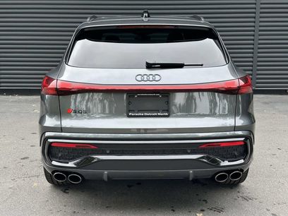 Used 2025 Audi SQ5 Prestige w/ Prestige Package