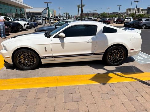 Used 2013 Ford Mustang Shelby GT500 RWD image 3