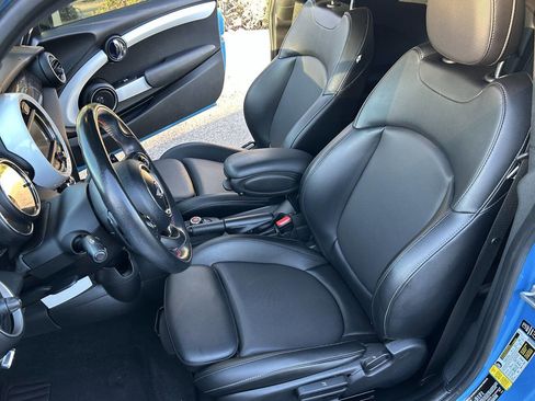 Used 2015 MINI Cooper S image 7