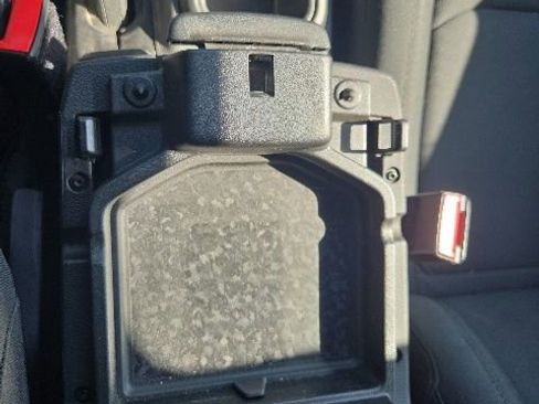 Used 2022 Jeep Gladiator Sport AWD/4WD image 43