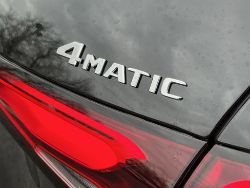 New 2026 Mercedes-Benz GLC 300 4MATIC image 28