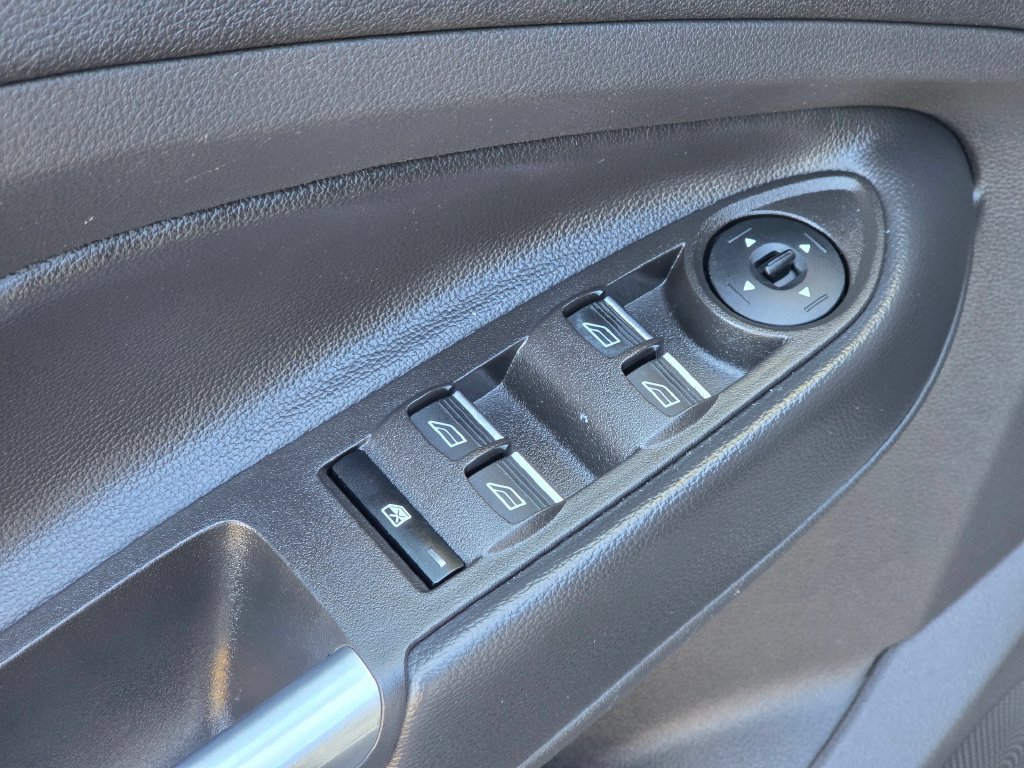 Used 2018 Ford Escape Titanium AWD/4WD image 24