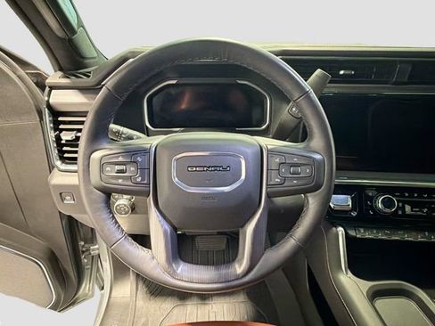 Used 2026 GMC Sierra 2500 Denali Ultimate AWD/4WD image 10