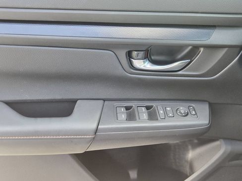 Used 2025 Honda CR-V Sport image 28