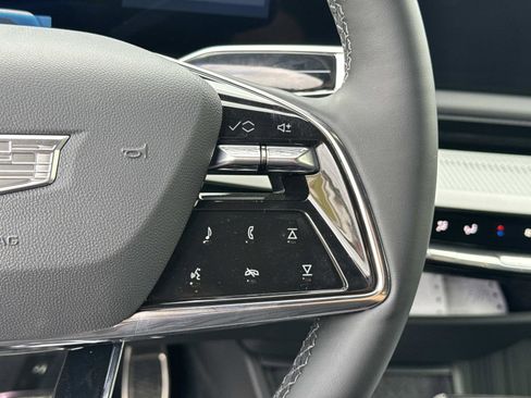 New 2026 Cadillac Optiq Sport 1 image 30