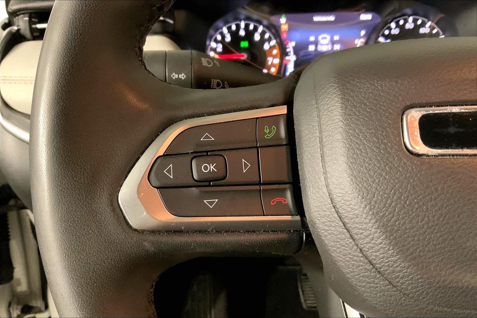 Used 2025 Jeep Compass Limited AWD/4WD image 18