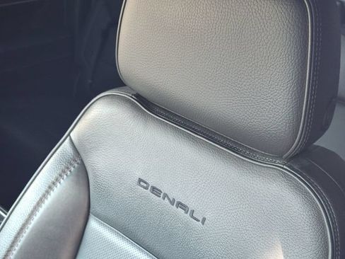 Used 2022 GMC Sierra 1500 Denali w/ Denali Reserve Package AWD/4WD image 15