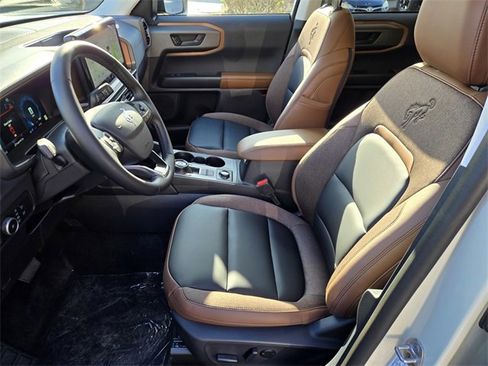 New 2025 Ford Bronco Sport Outer Banks w/ Outer Banks Tech Package+ image 14