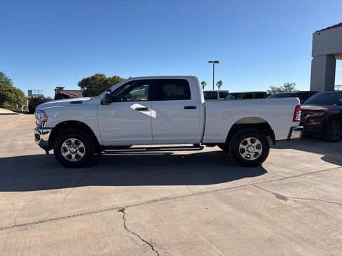 Certified 2024 RAM 2500 Big Horn AWD/4WD image 8