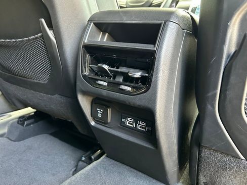 Certified 2024 Jeep Grand Cherokee Altitude AWD/4WD image 36