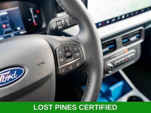 Used 2025 Ford Maverick XLT w/ XLT Luxury Package AWD/4WD image 16