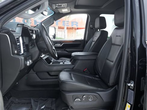 Used 2024 GMC Sierra 3500 Denali w/ Denali Reserve Package AWD/4WD image 21
