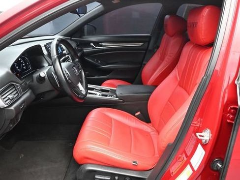 Used 2019 Honda Accord Sport image 7