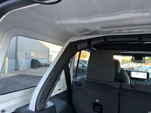 New 2026 Jeep Wrangler Unlimited Rubicon w/ Safety Group image 39