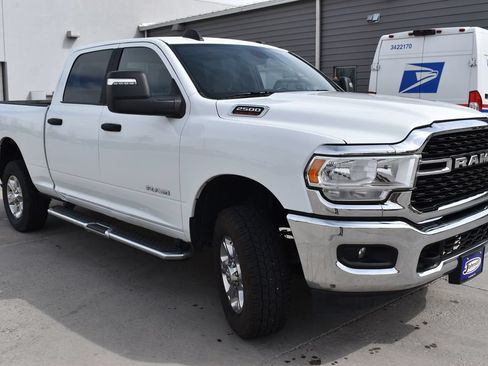 Used 2024 RAM 2500 Big Horn AWD/4WD image 3