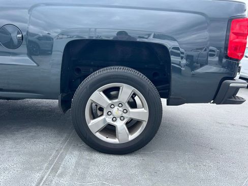 Used 2018 Chevrolet Silverado 1500 LT w/ All Star Edition RWD image 9