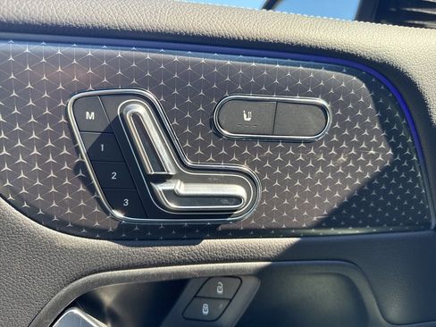 New 2025 Mercedes-Benz GLB 250 4MATIC image 20