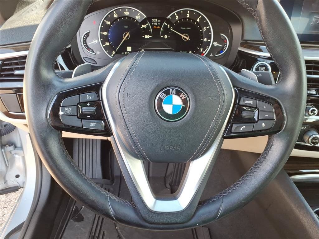 Used 2019 BMW 530i w/ Convenience Package RWD image 23