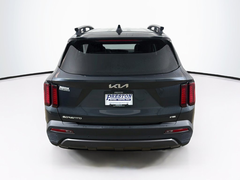 Used 2023 Kia Sorento S AWD/4WD image 6