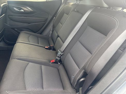 Used 2024 GMC Terrain SLE image 27