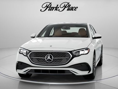 New 2026 Mercedes-Benz E 350 4MATIC Sedan image 37