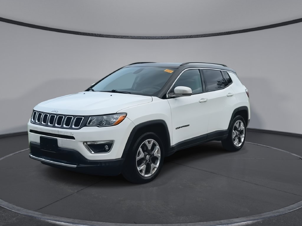 Used 2019 Jeep Compass Limited w/ Safety & Security Group AWD/4WD image 4