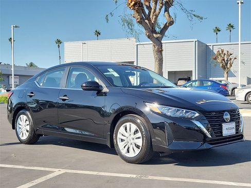 New 2025 Nissan Sentra S image 4