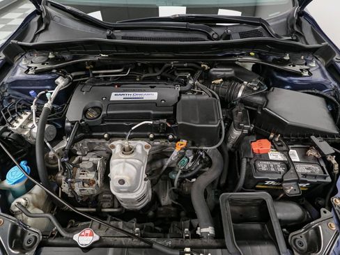 Used 2016 Honda Accord EX image 13