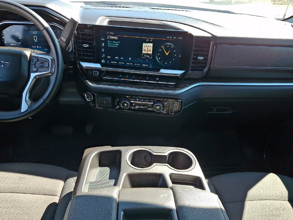 Used 2026 Chevrolet Silverado 1500 RST AWD/4WD image 16