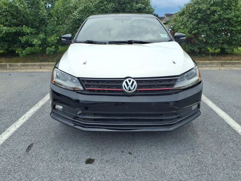 Used 2018 Volkswagen Jetta Sport FWD image 2