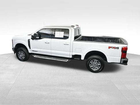 Used 2023 Ford F250 Lariat w/ FX4 Off-Road Package AWD/4WD image 37